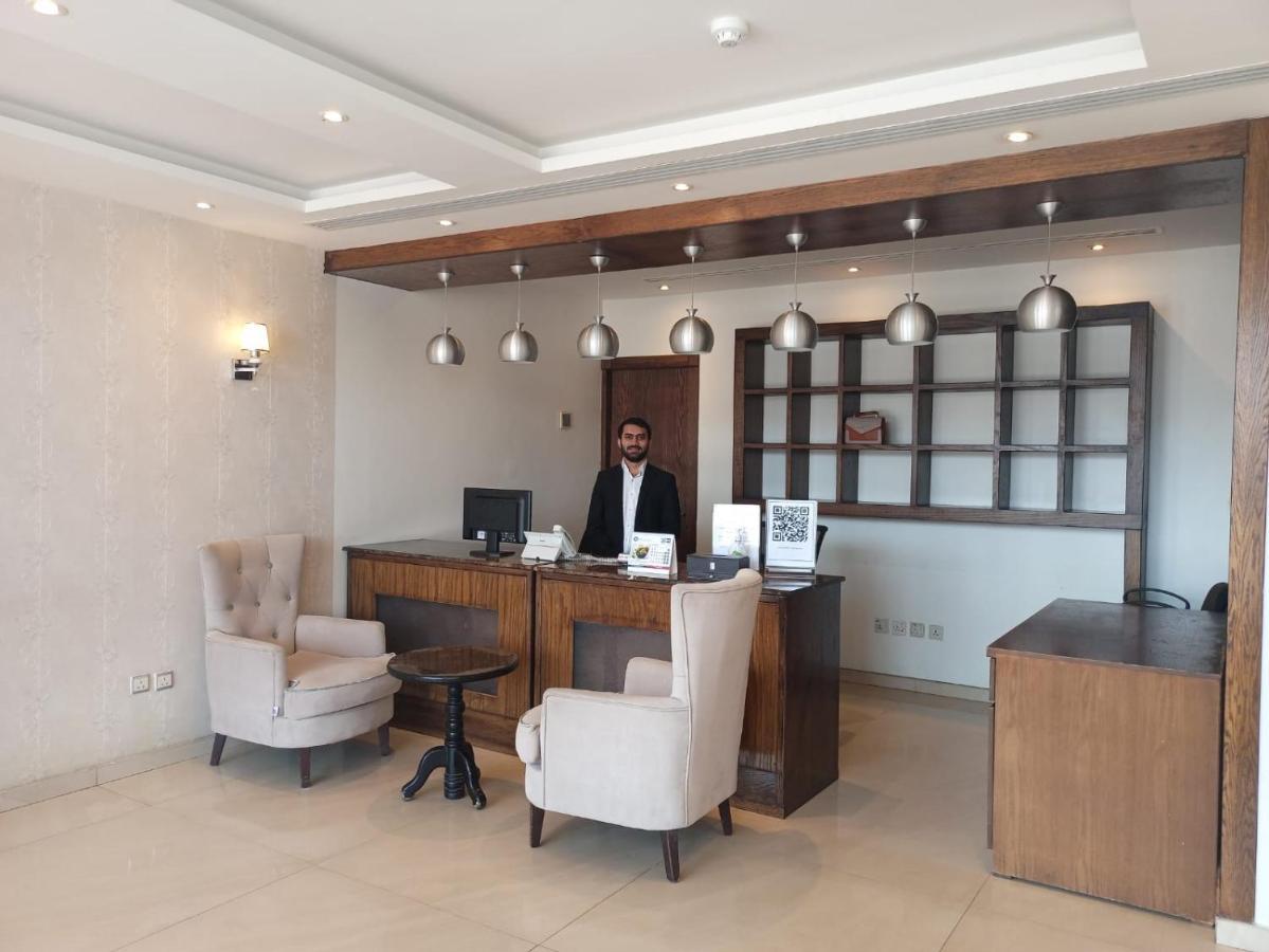 ホテル Burj Alawal Al Al Jubail エクステリア 写真